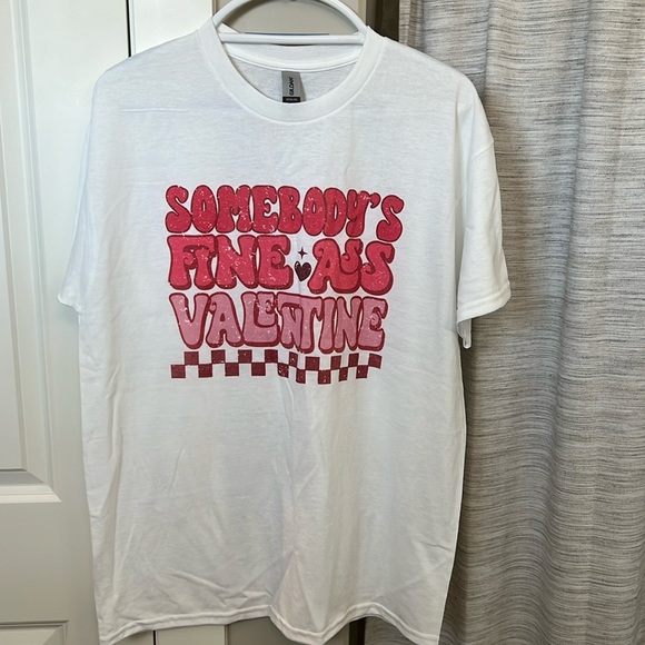 Valentine, graphic tee - Picture 1 of 2
